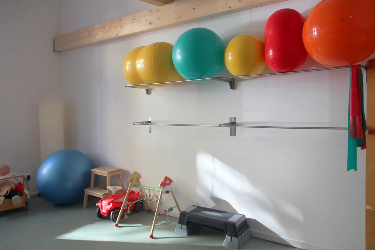 Praxis Eingang Zimmer2 rechts